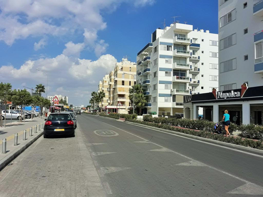 16 Sandy Beach Larnaca Exteriér fotografie