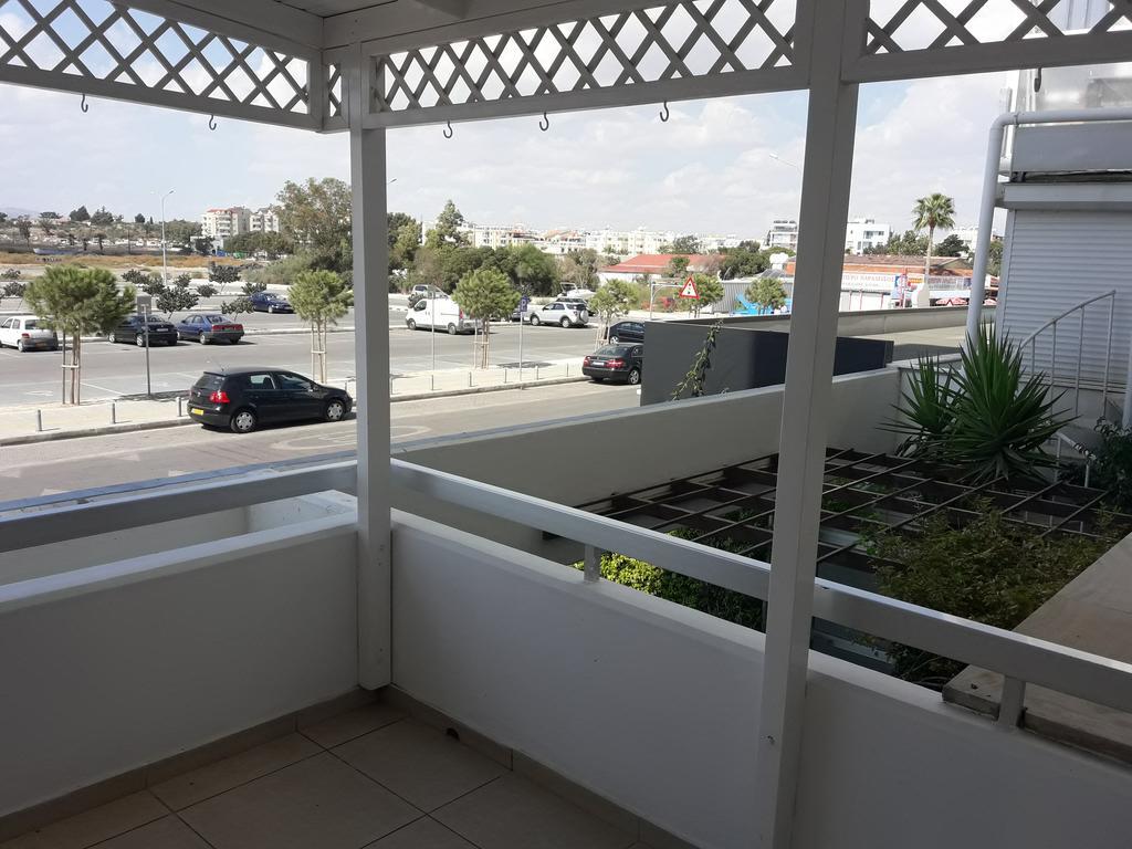 16 Sandy Beach Larnaca Exteriér fotografie