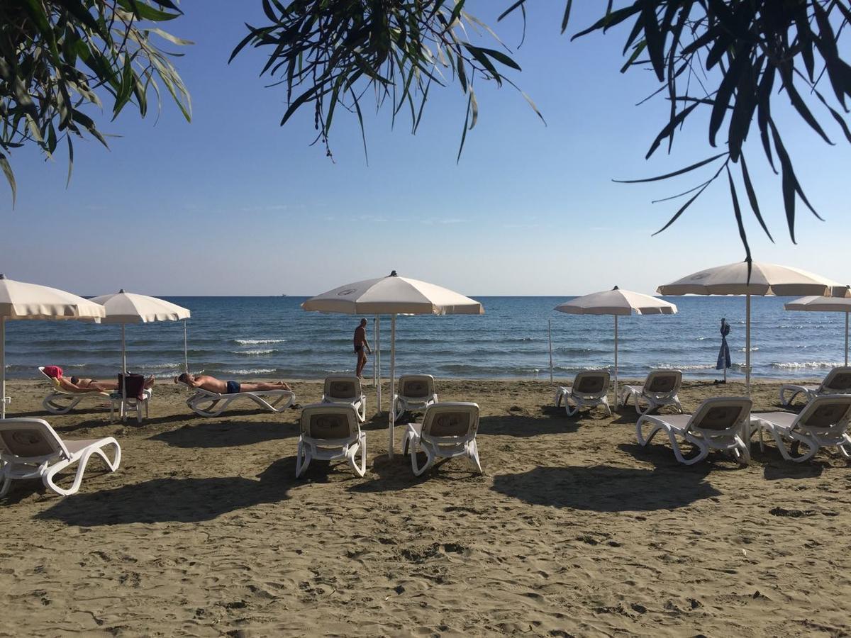 16 Sandy Beach Larnaca Exteriér fotografie